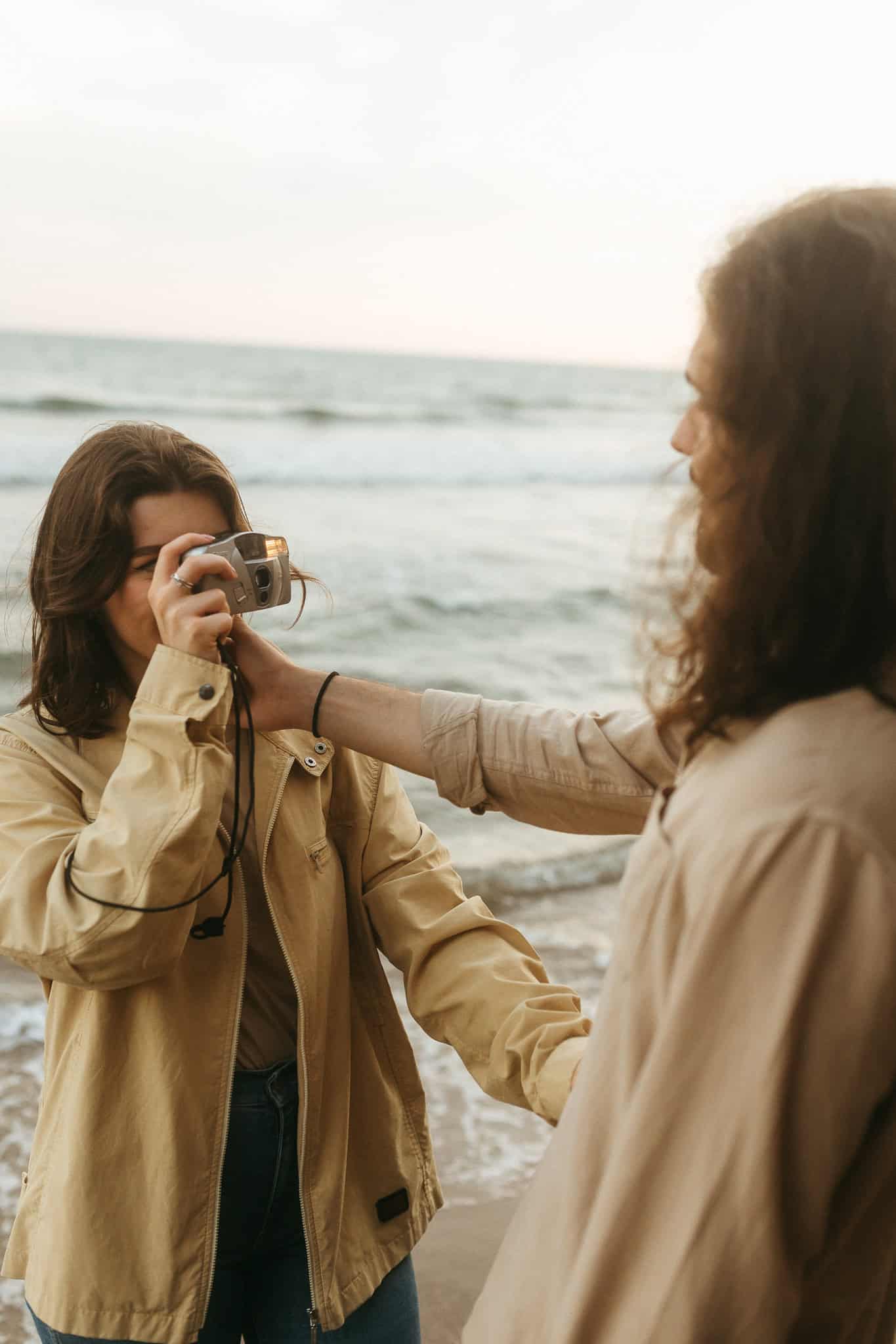 Couples photoshoot on a beach near Barcelona