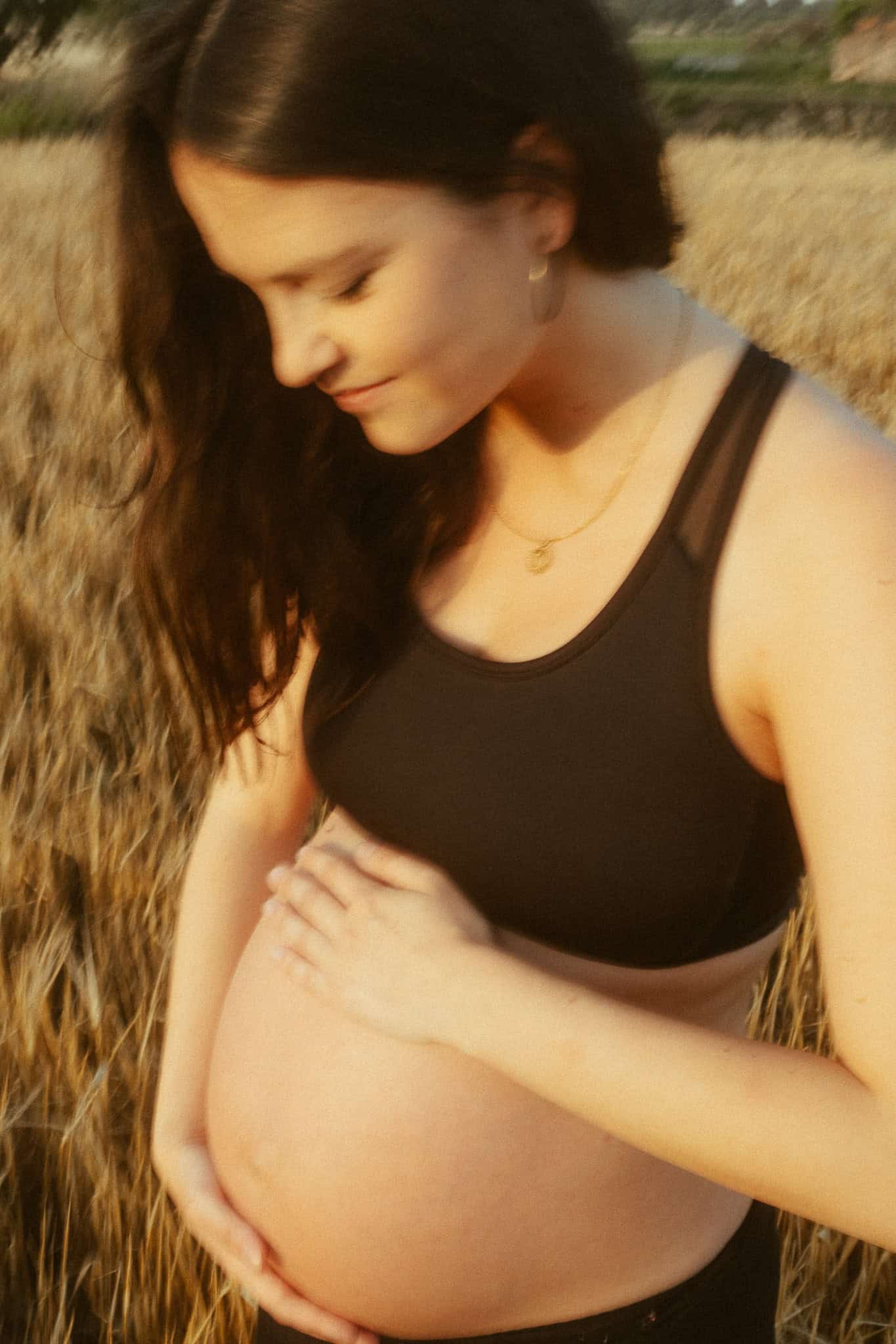 Pregnancy Photoshoot in nature outside of Barcelona
