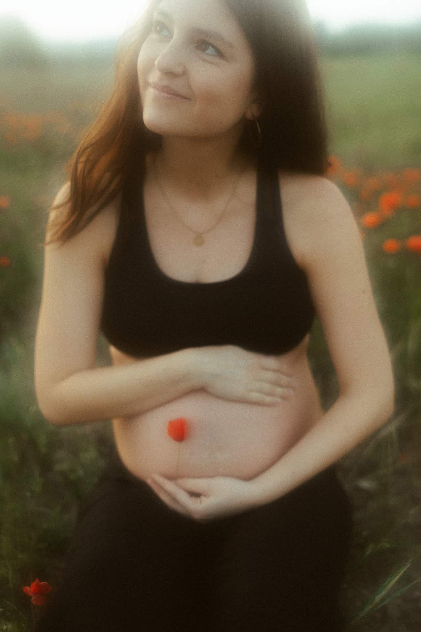 Pregnancy Photoshoot in nature outside of Barcelona