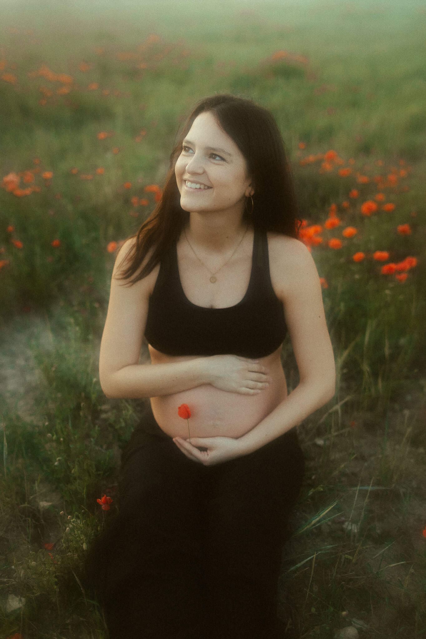 Pregnancy Photoshoot in nature outside of Barcelona