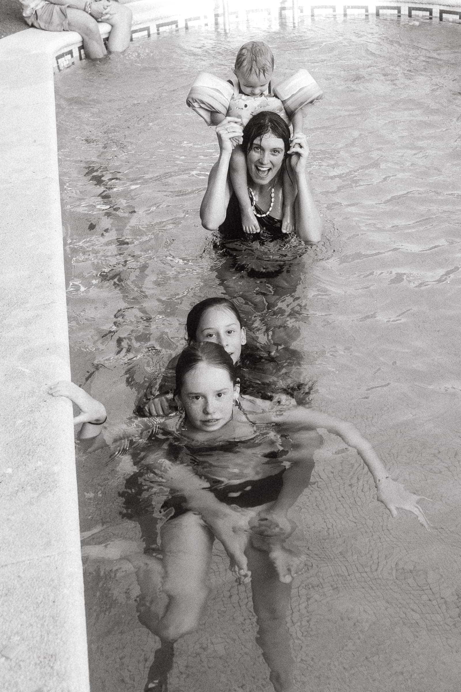 Lifestyle Family photoshoot near Barcelona