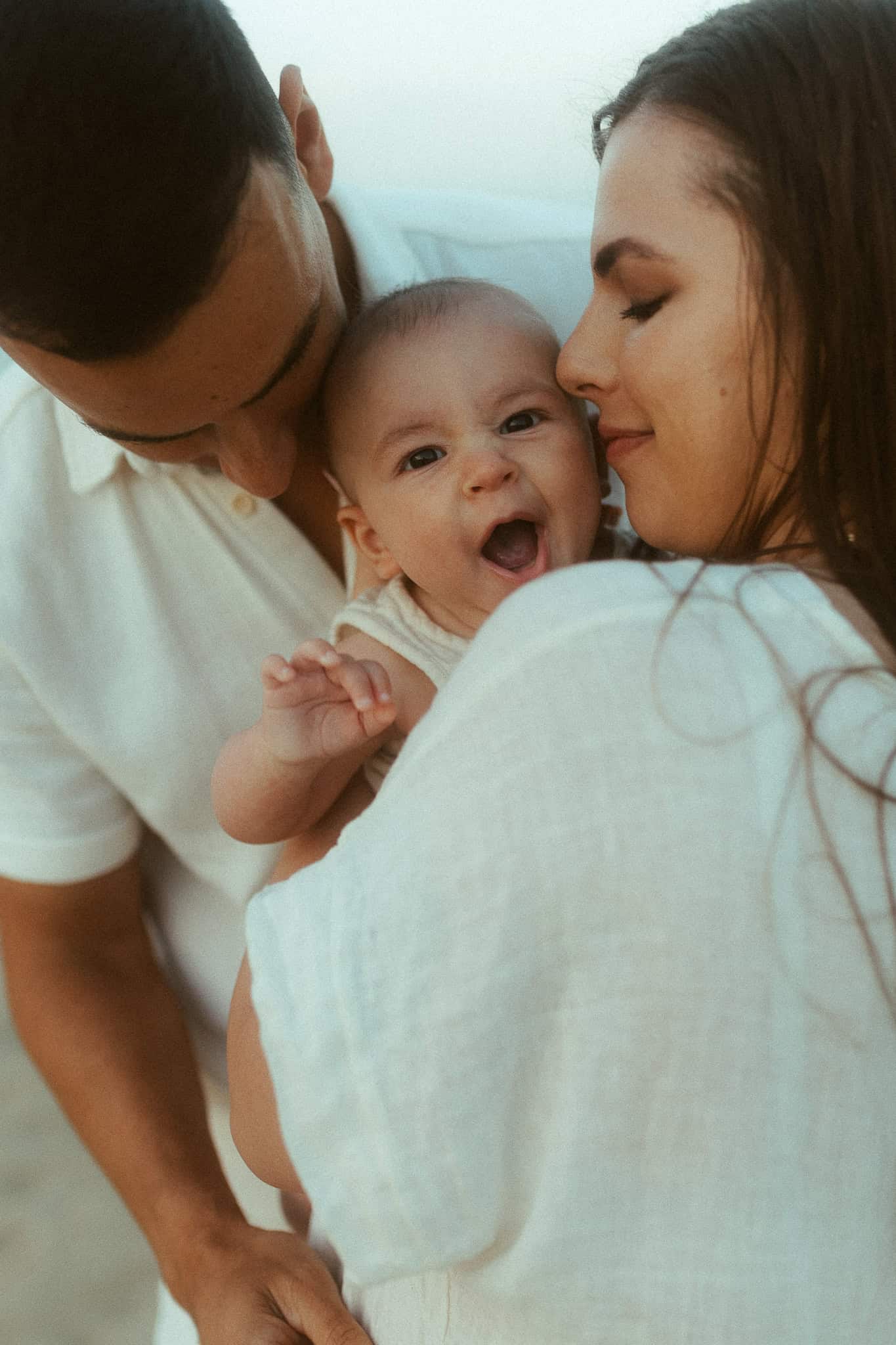 Family Photoshoot in the beach of Maresme