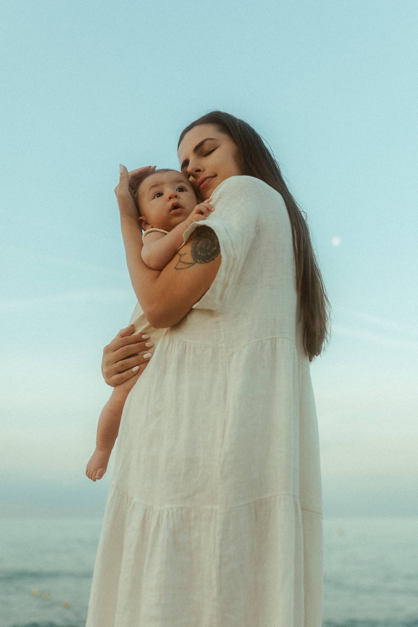 Family Photoshoot in the beach of Maresme