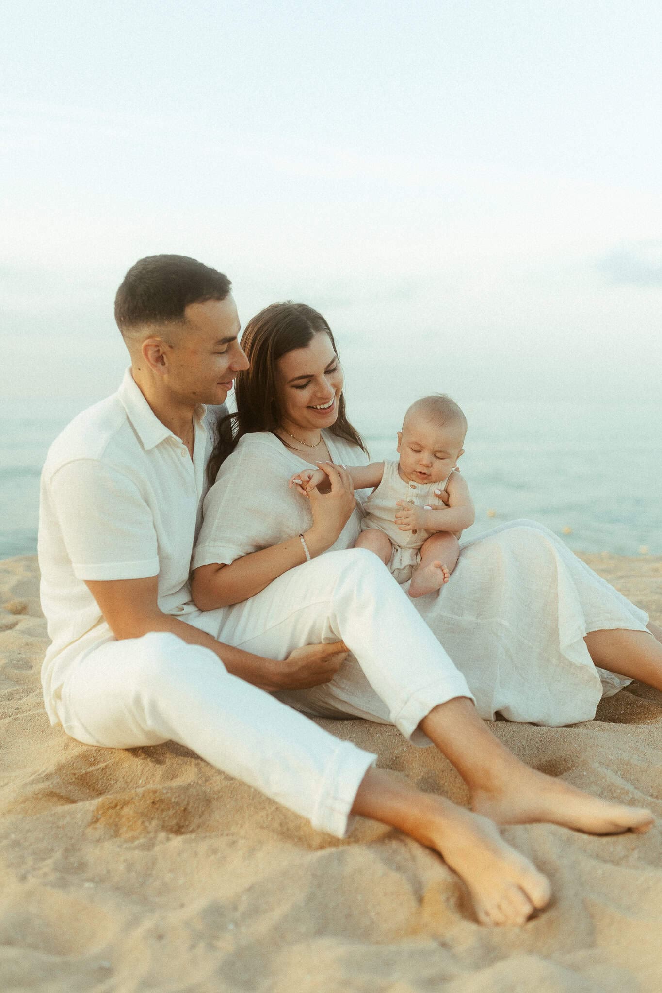 Family Photoshoot in the beach of Maresme