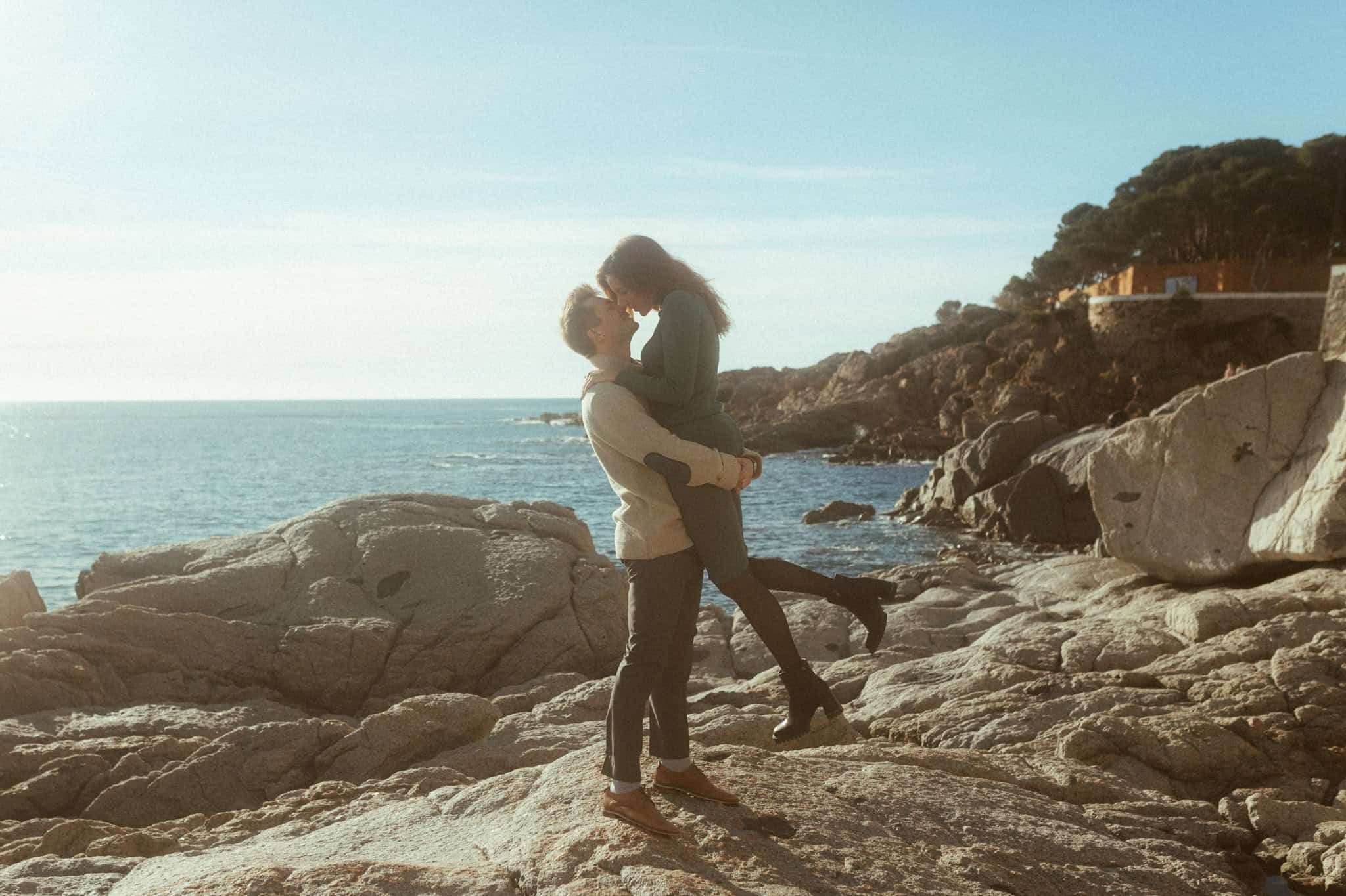 Proposal photo session in the coast of Costa Brava