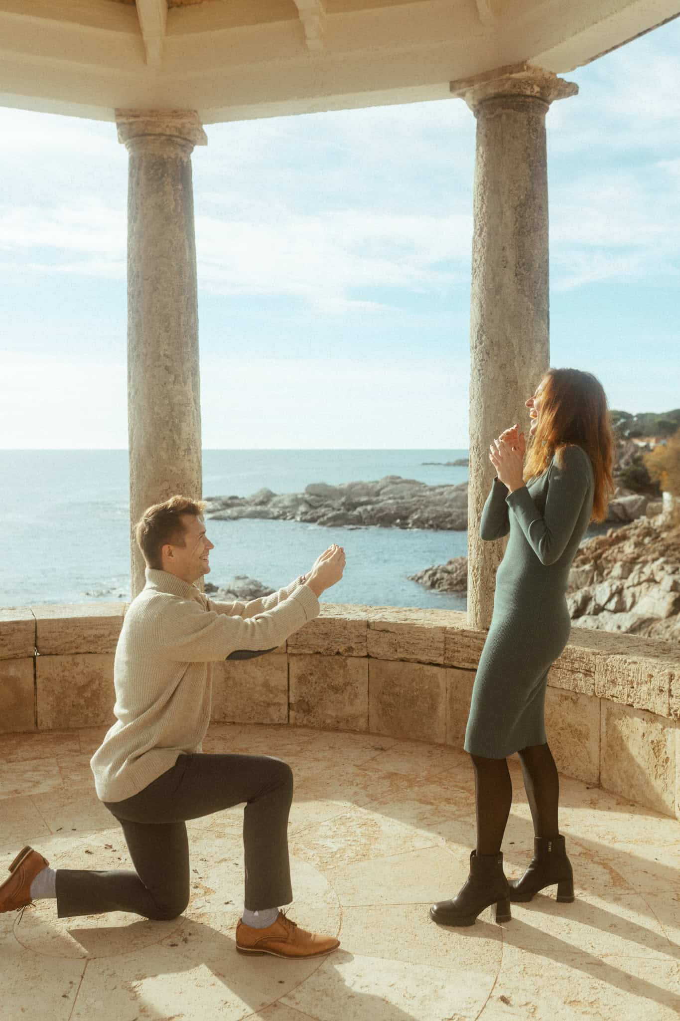 Proposal photo session in the coast of Costa Brava
