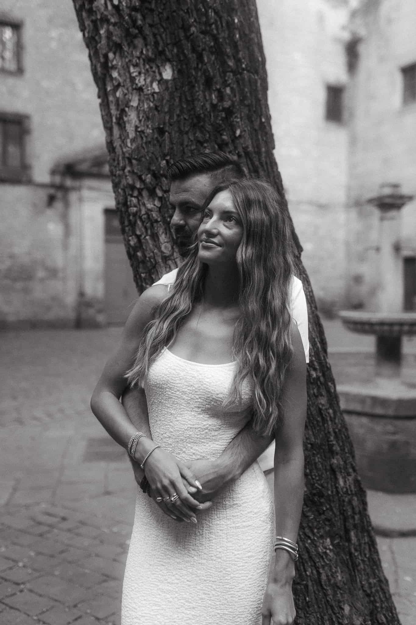 Couples Photoshoot Barcelona's old town