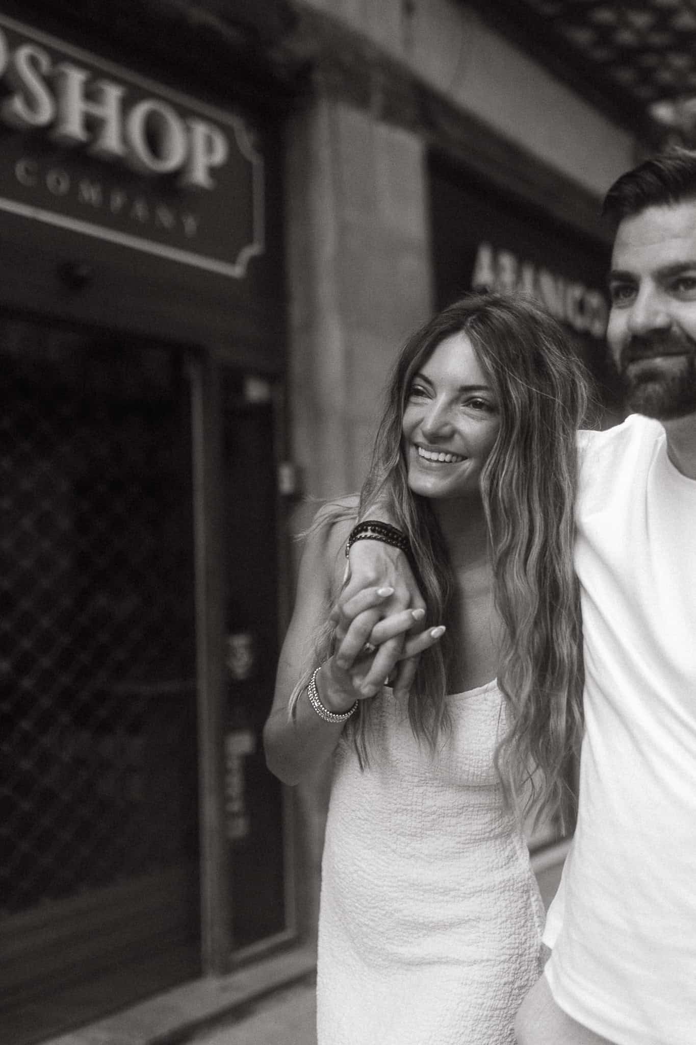 Couples Photoshoot Barcelona's old town