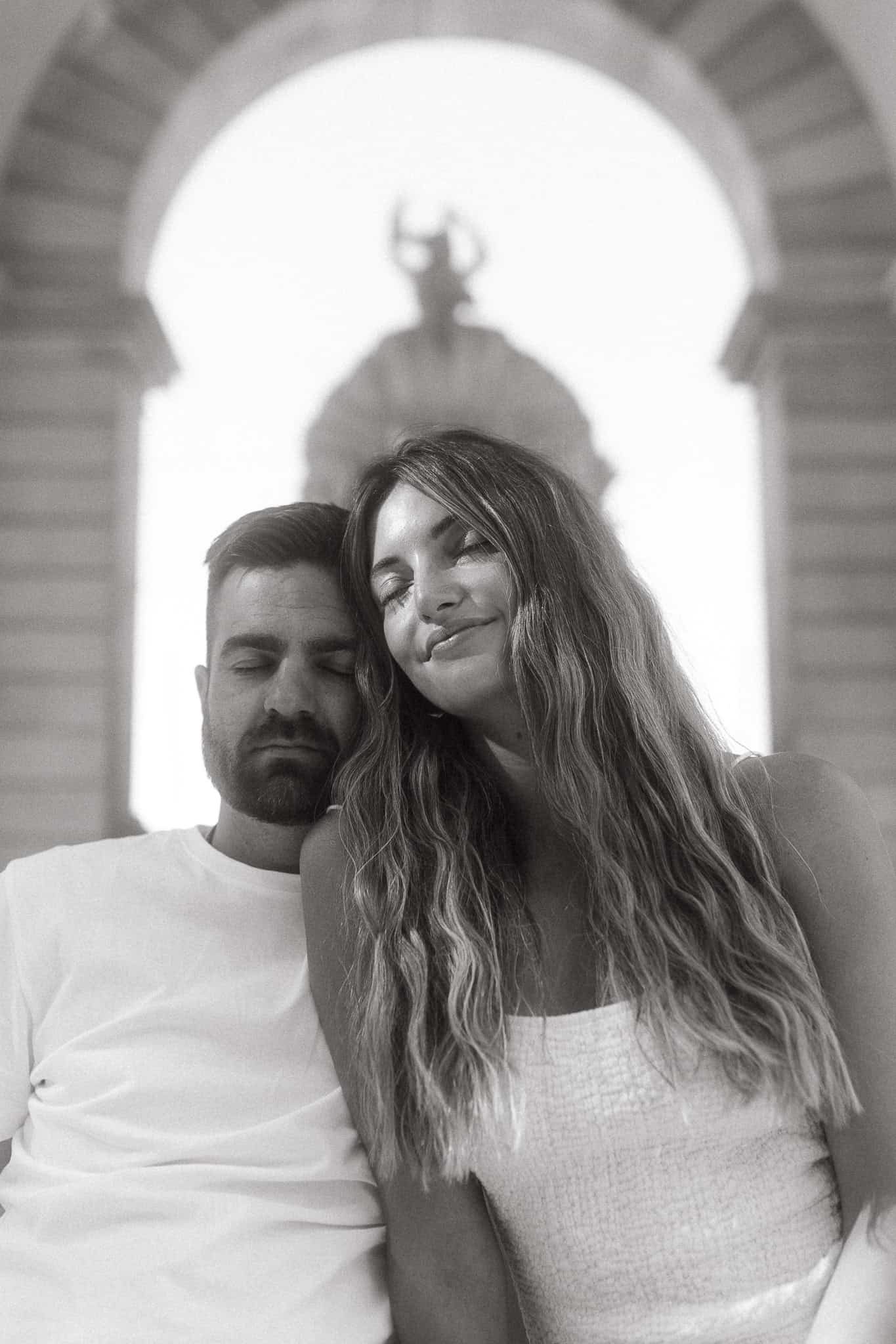 Couples Photoshoot Barcelona's old town