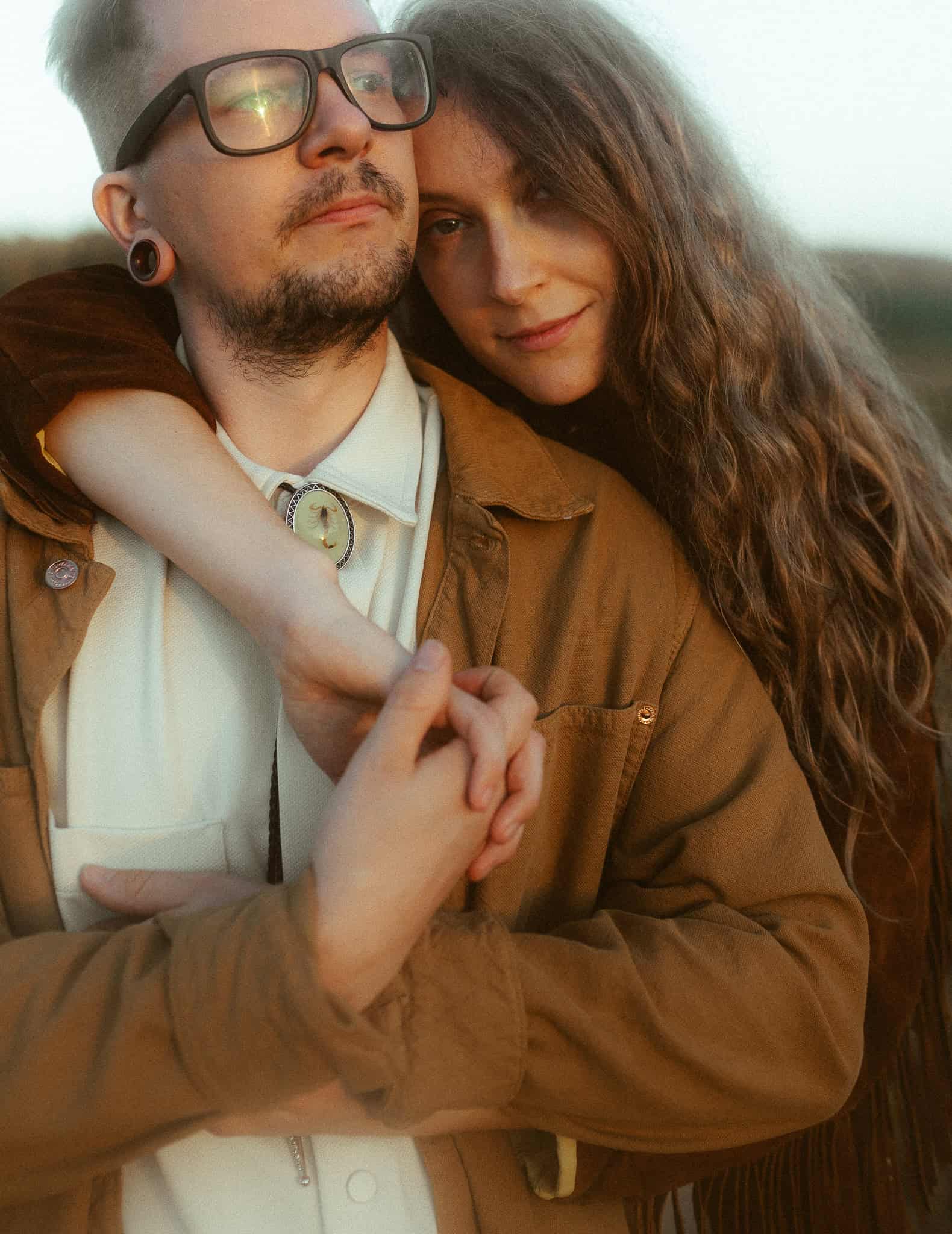 Creative couples photoshoot in nature
