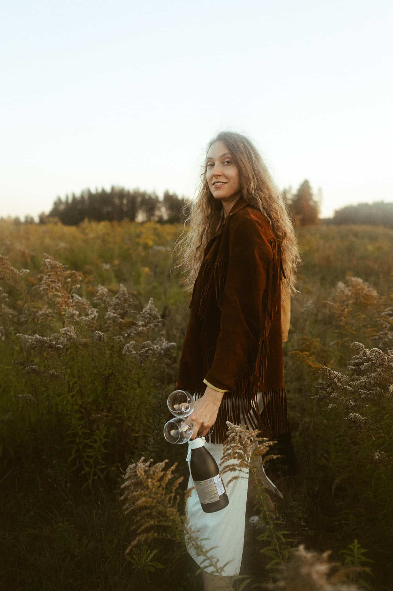 Creative couples photoshoot in nature