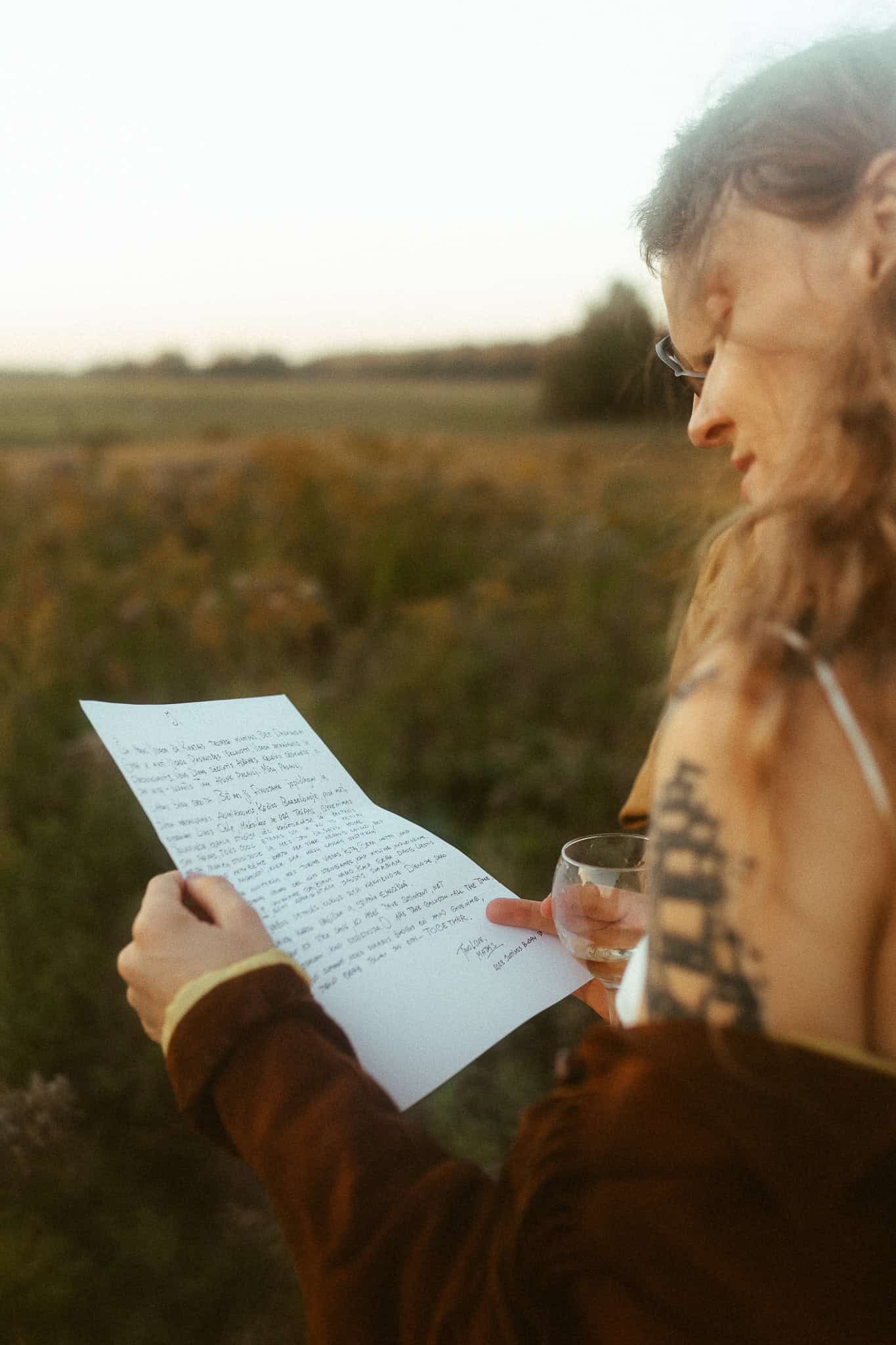 Creative couples photoshoot in nature