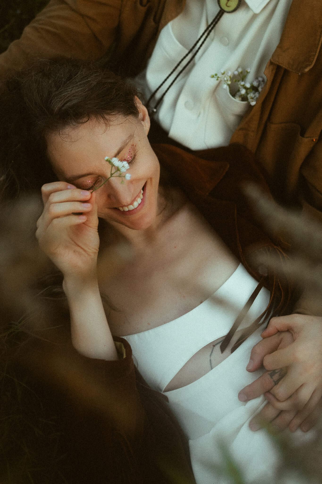 Creative couples photoshoot in nature