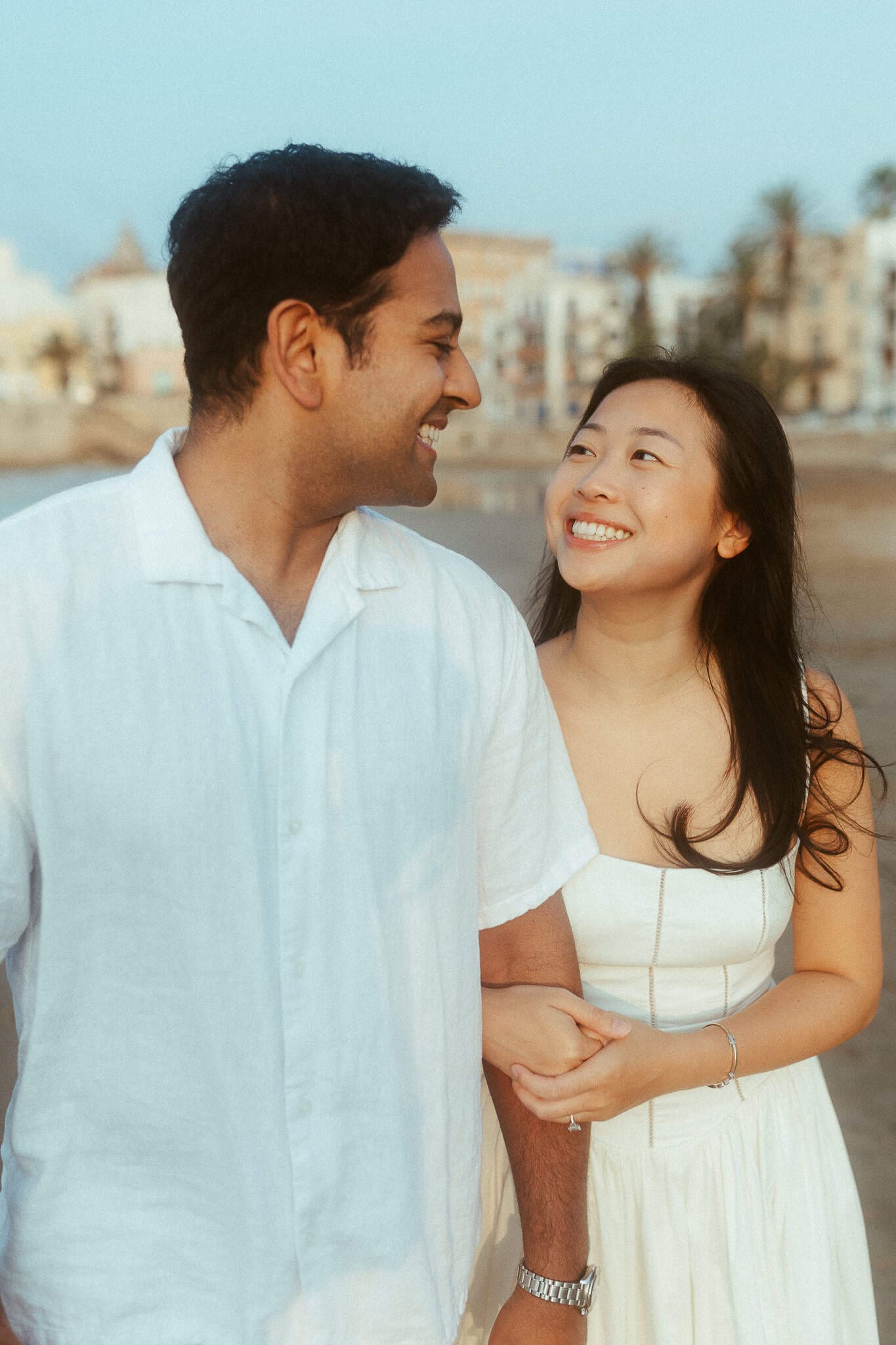 Couple Photoshoot in Sitges beach