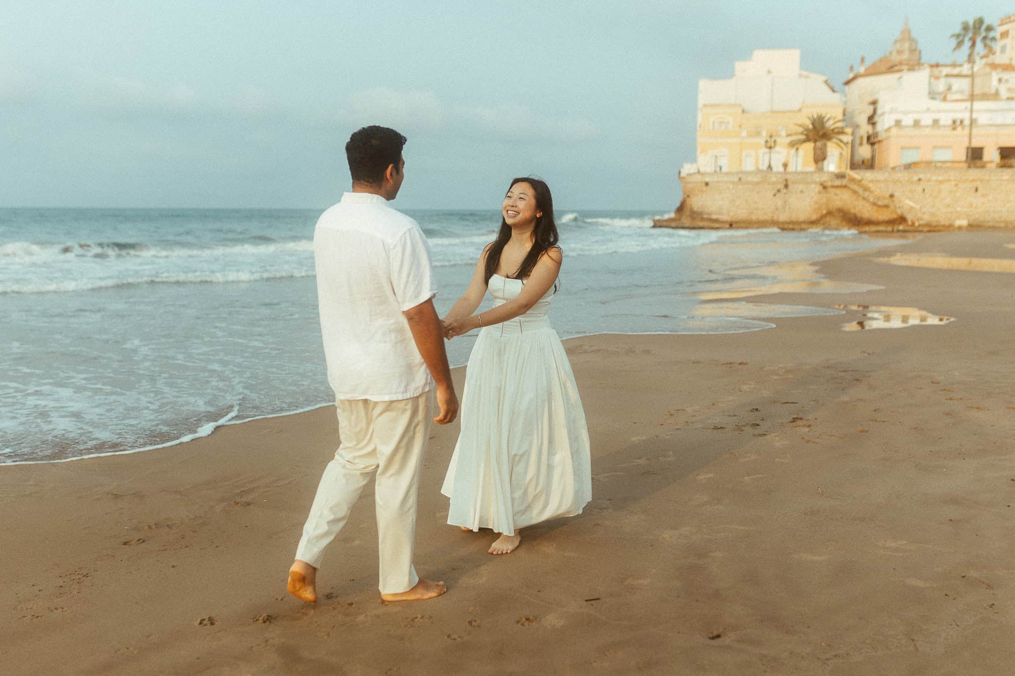 Couple Photoshoot in Sitges beach