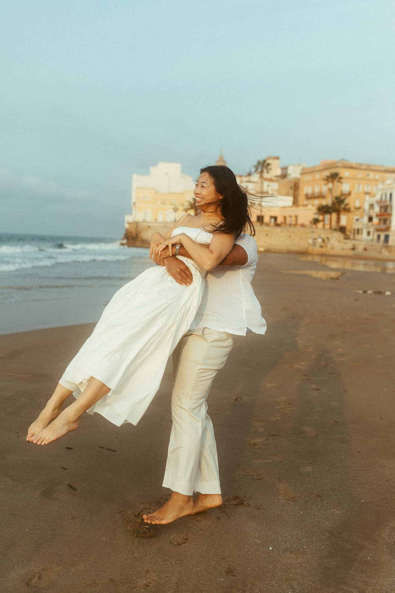 Couple Photoshoot in Sitges beach