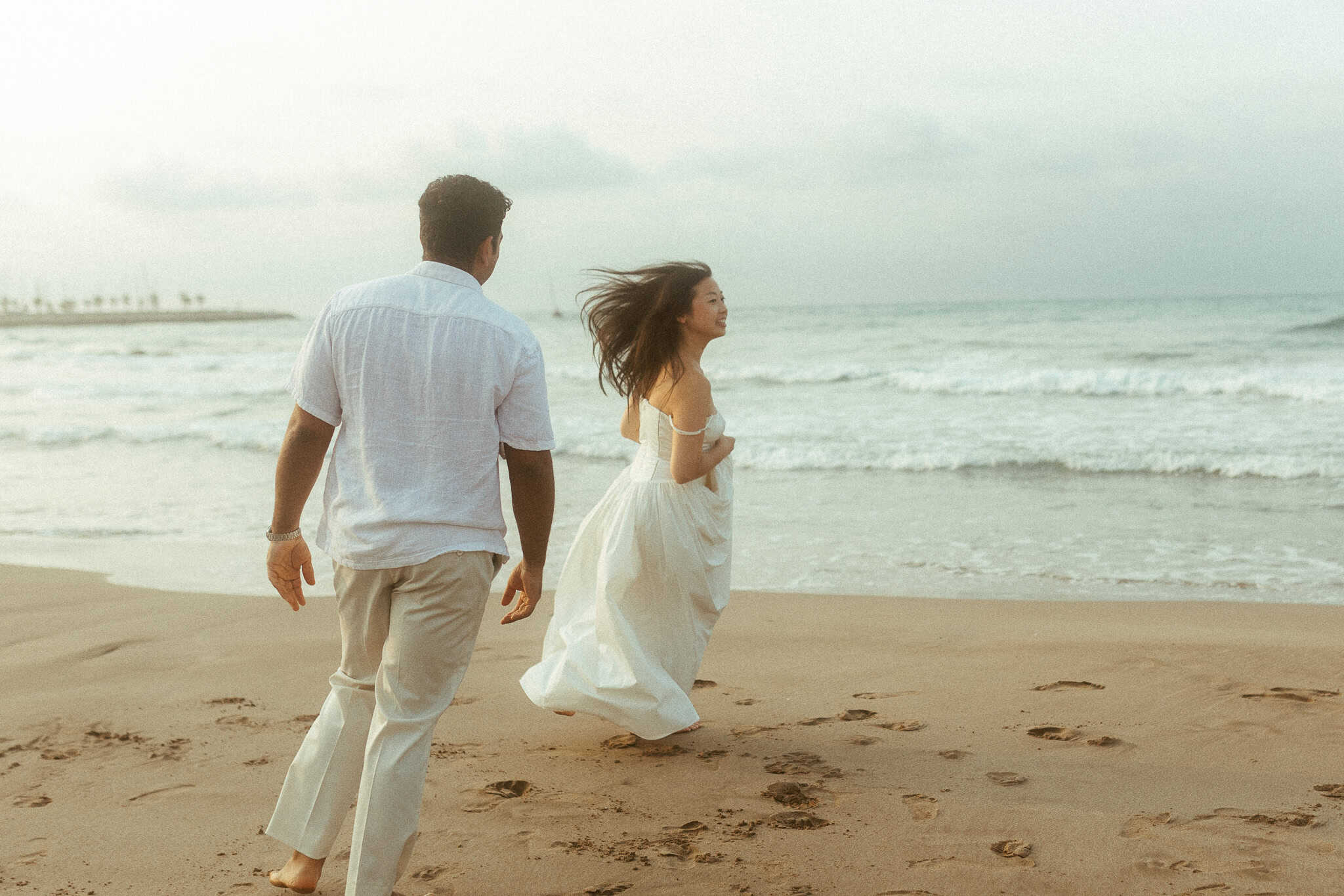 Couple Photoshoot in Sitges beach