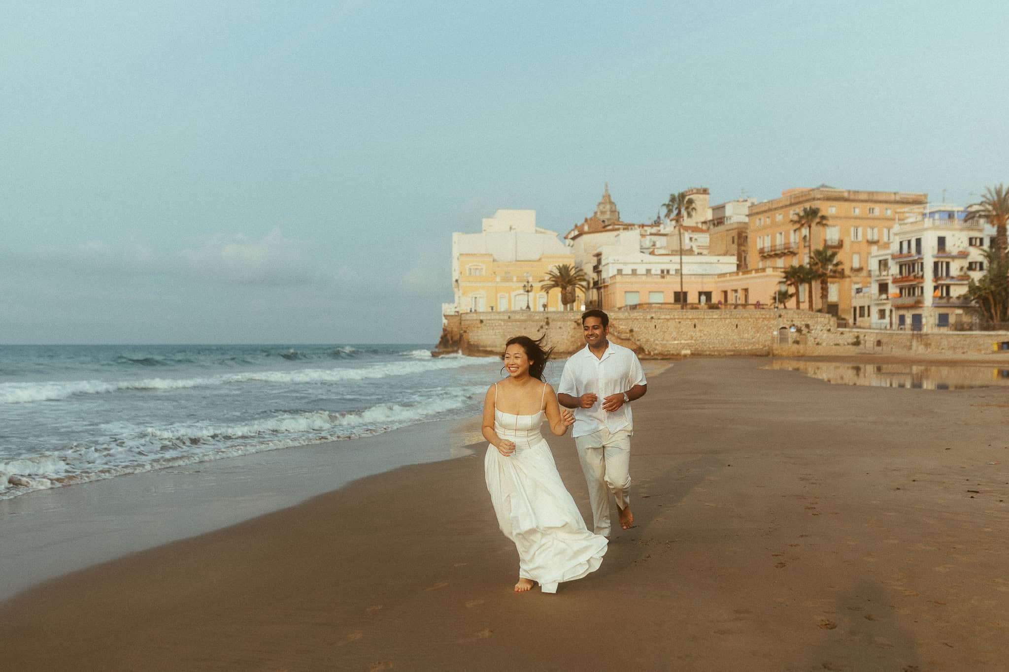 Couple Photoshoot in Sitges beach