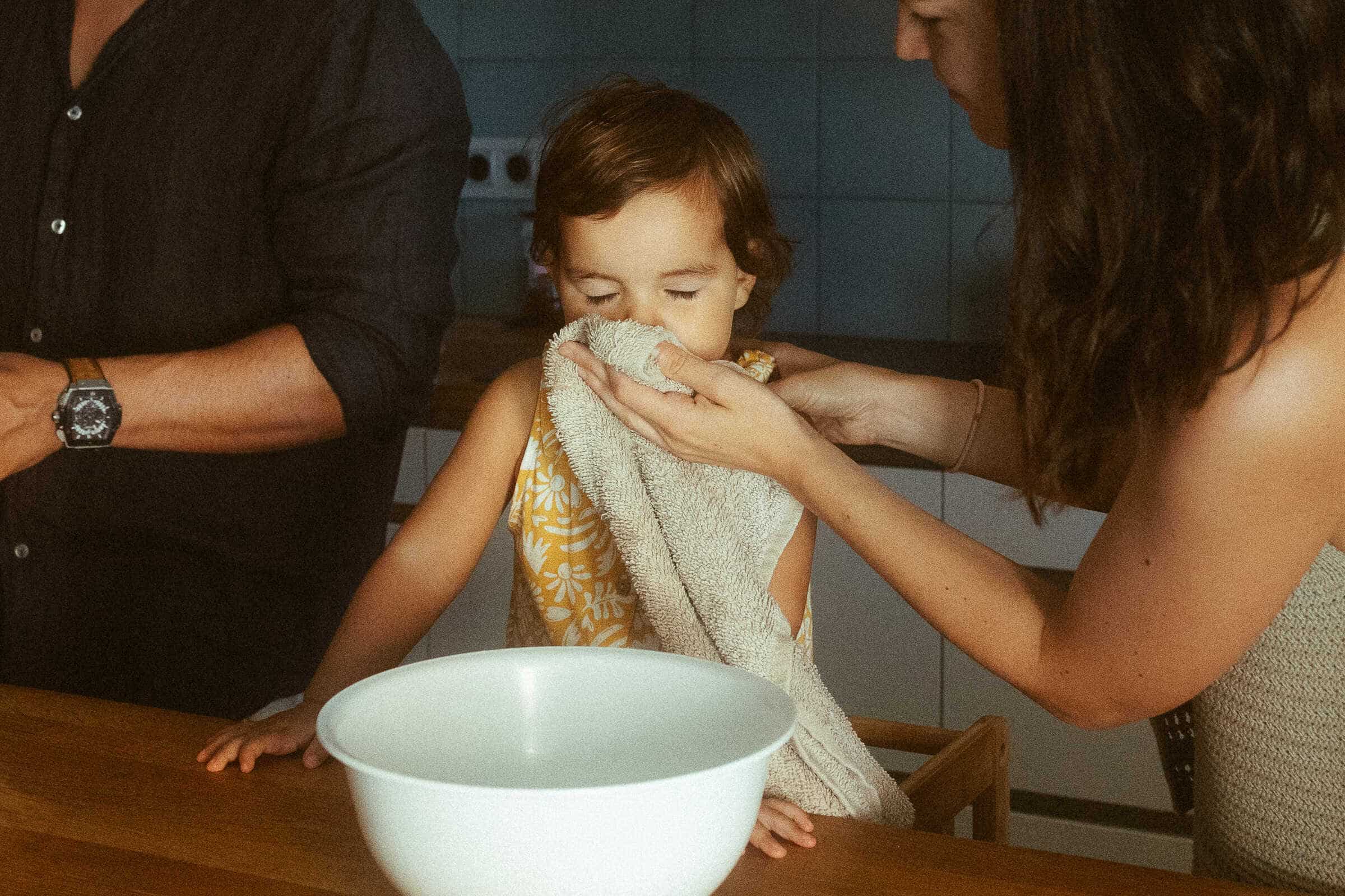 Home family photoshoot in Barcelona