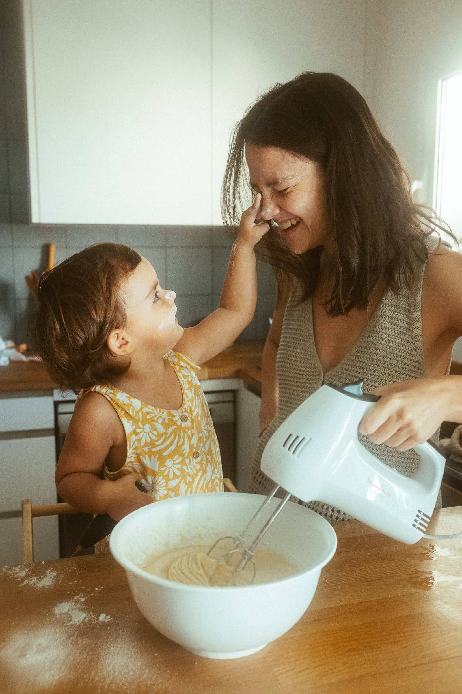 Home family photoshoot in Barcelona
