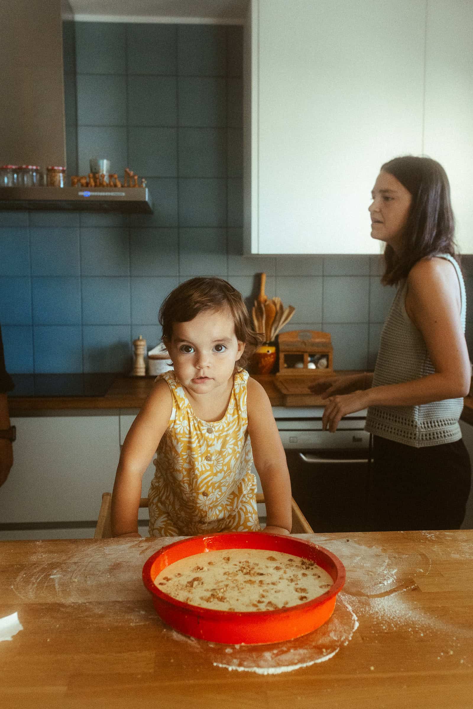 Home family photoshoot in Barcelona