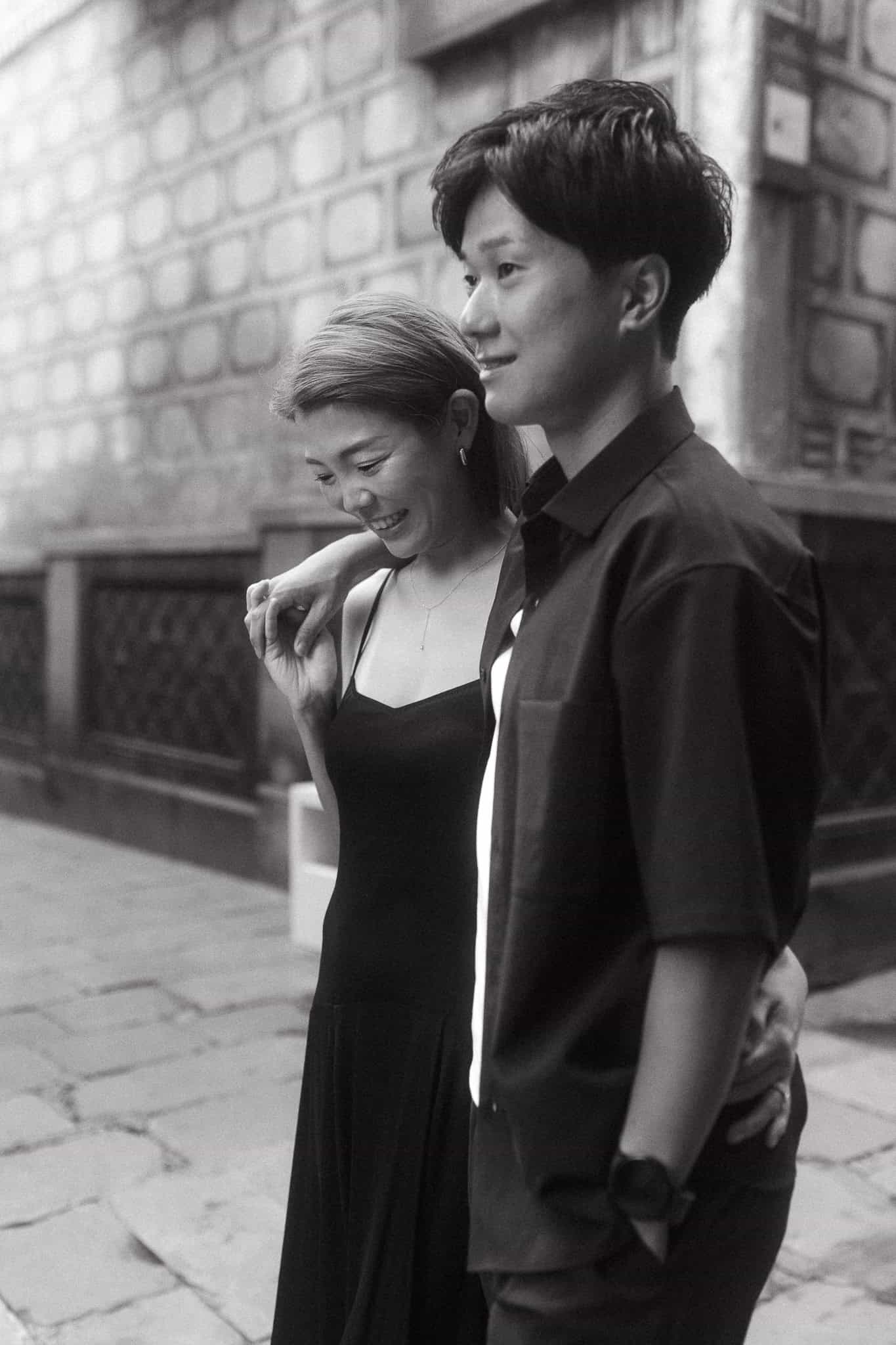 Couples Photoshoot in Gothic quarter, Barcelona