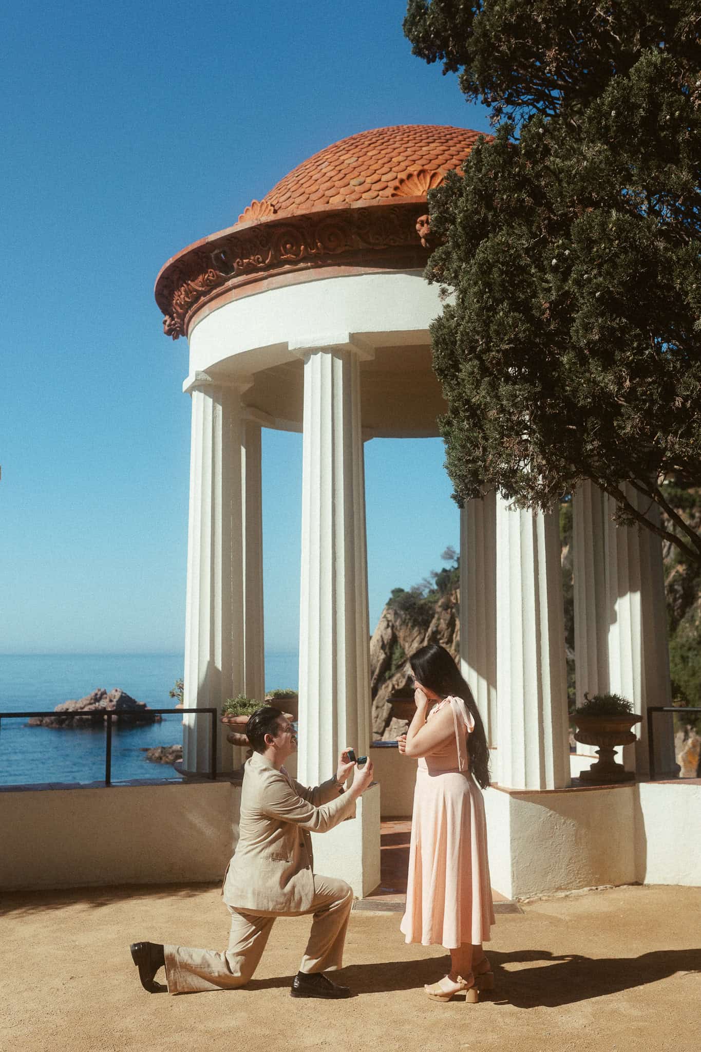 Surprise Proposal Photoshoot in Marimurtra botanical gardens