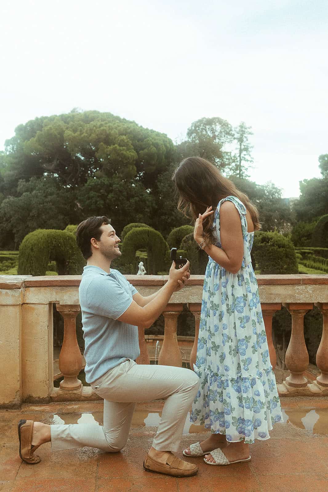 Surprise proposal in Parc del Laberint d’Horta, Barcelona