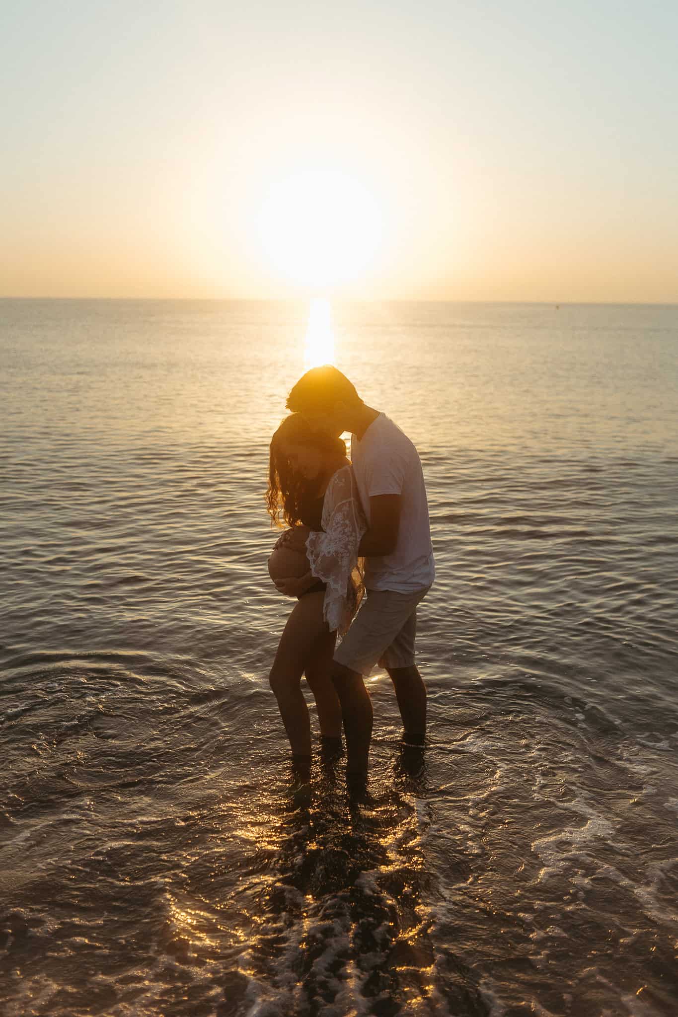 pregnancy photoshoot in the beach of Costa Brava