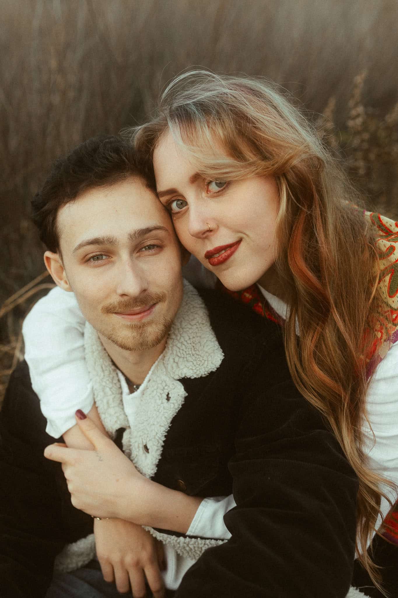Couples photoshoot in the nature near Montserrat mountains