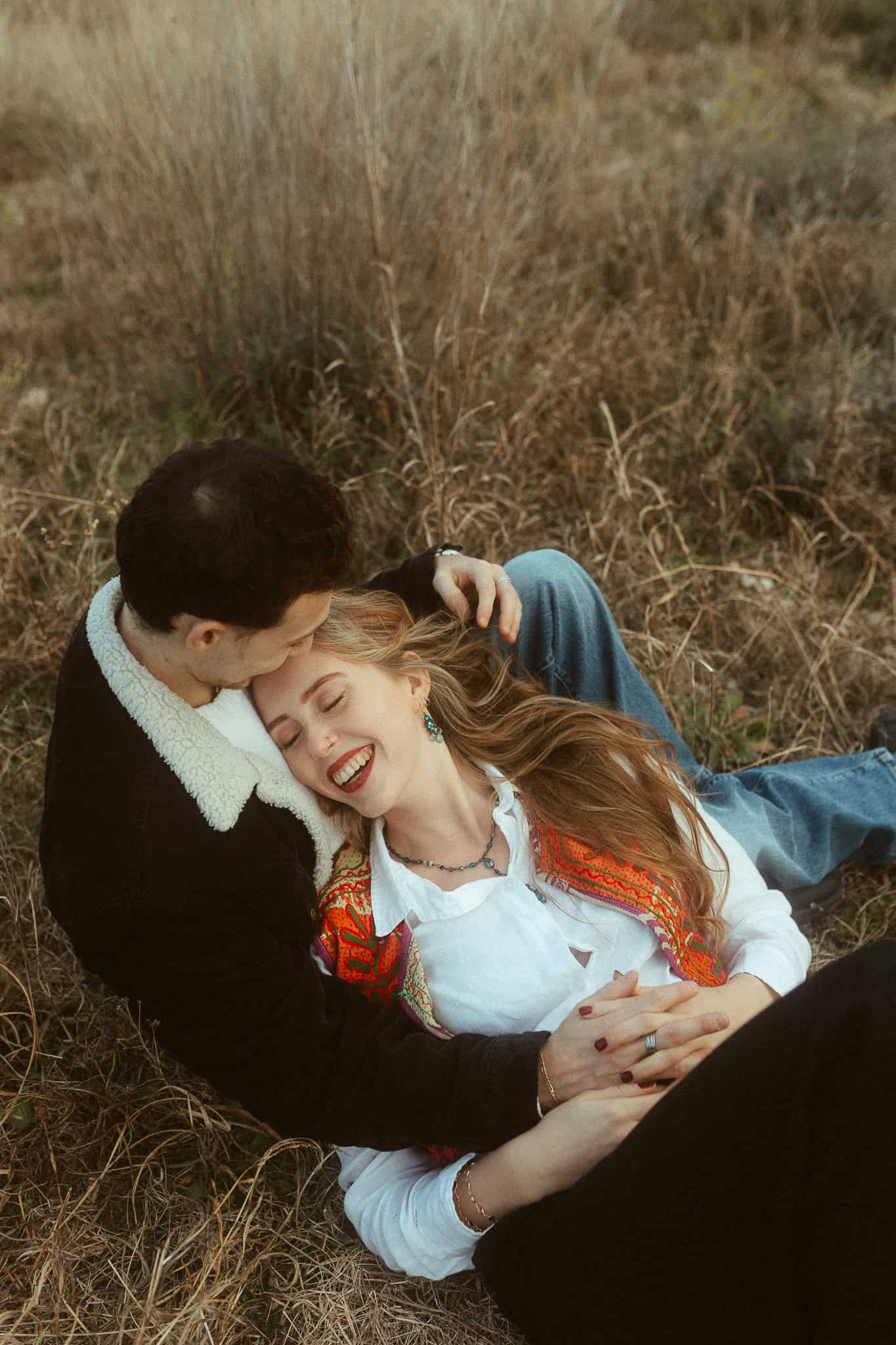 Couples photoshoot in the nature near Montserrat mountains