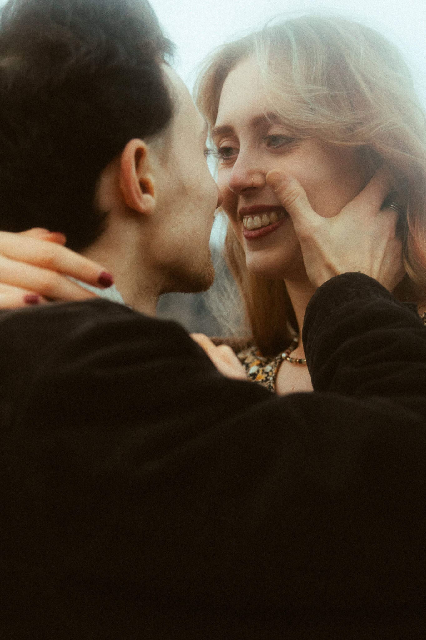 Couples photoshoot in the nature near Montserrat mountains