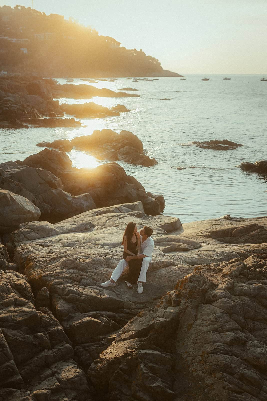 Surprise proposal photoshoot in Calella de Palafrugell